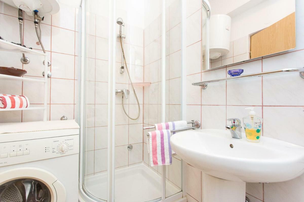 2-Bedroom Apartment 300M From Beach In プナト エクステリア 写真